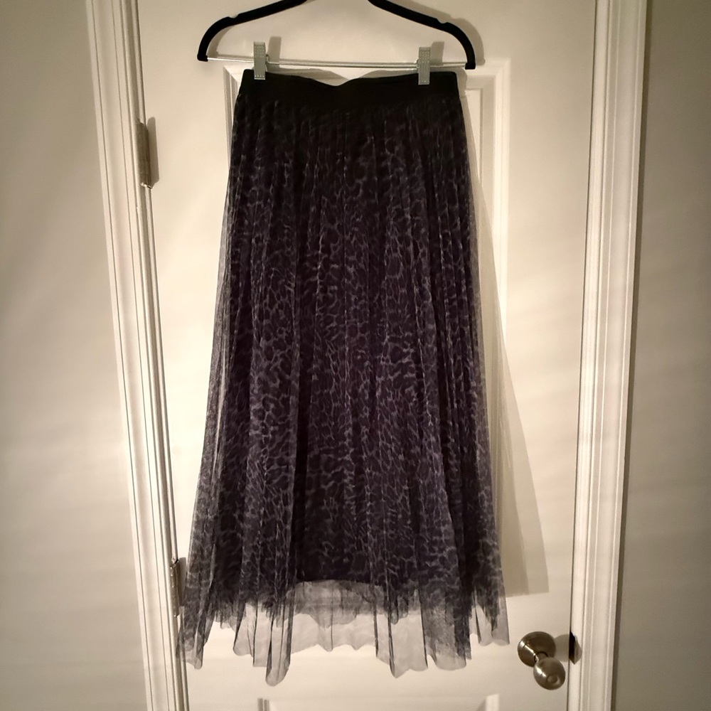 Paris Tulle Elegant Black Leopard Print Skirt